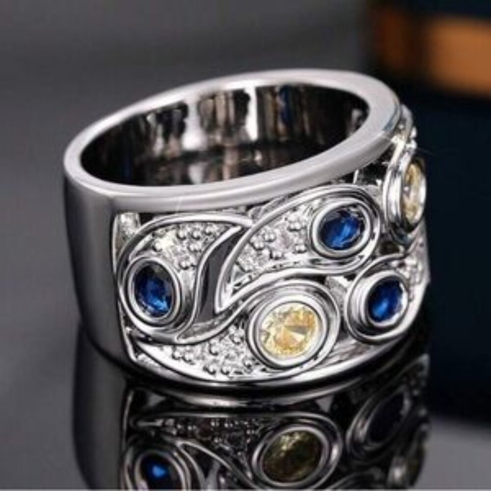OLIVIA STERLING SILVER PRINCESS CUT WEDDING RING - Picture 2 of 2